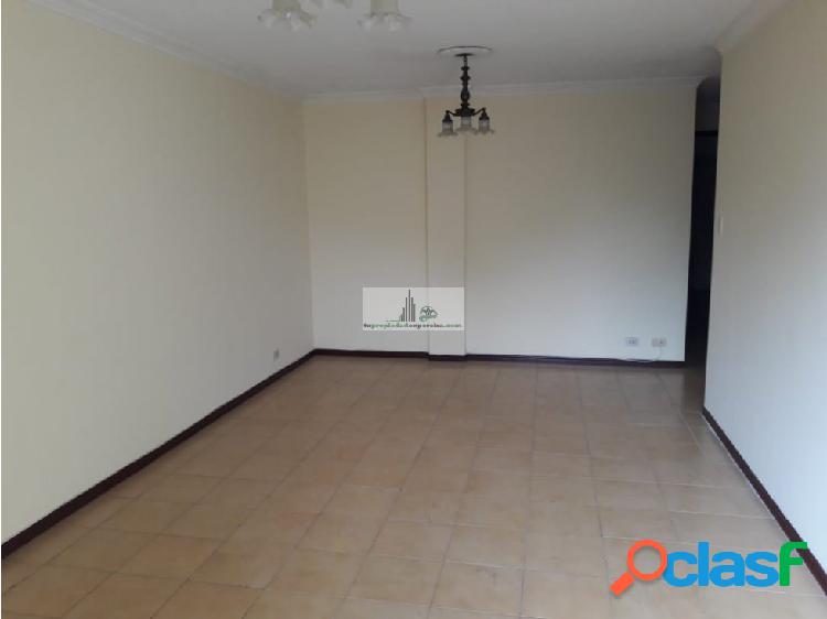 Se arrienda apartamento Maraya Pereira