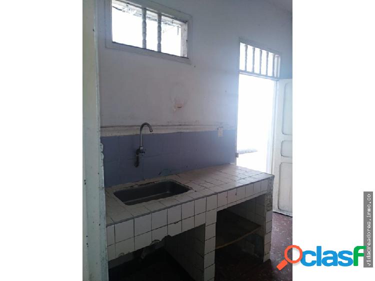 Se vende casa para reformar, B/alameda cali