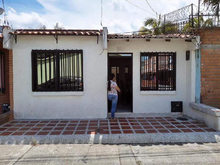 CASA EN VENTA EN CARTAGO B/TORRE LA VEGA