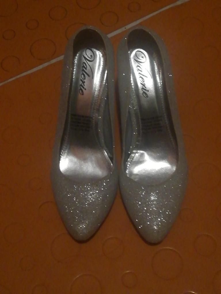 Tacones Brillantes Nuevos