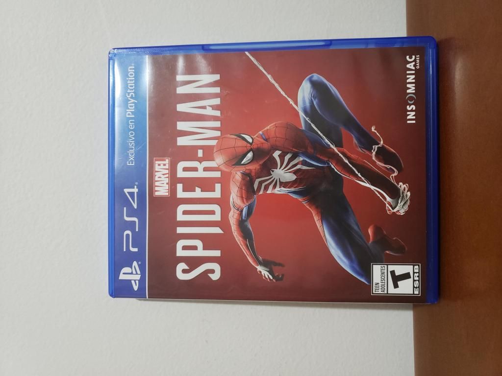 Spiderman PS4 poco usado