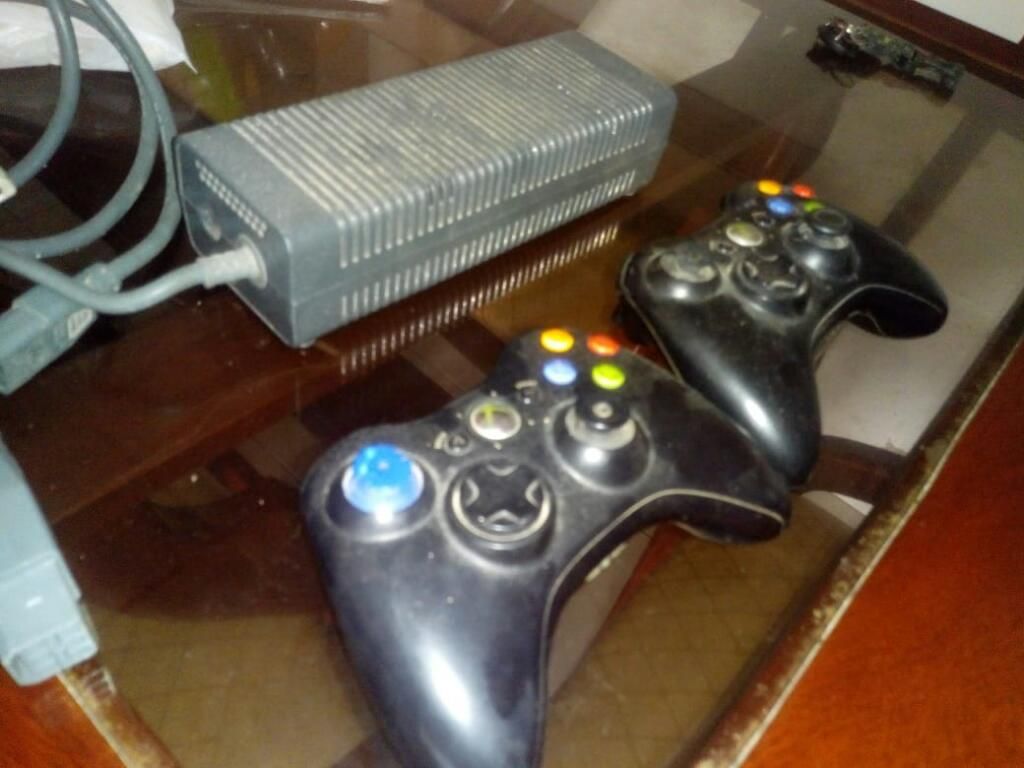 Vendo 2 Controles Xbox 360