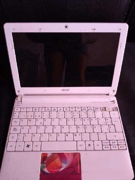 Mini Portátil Acer
