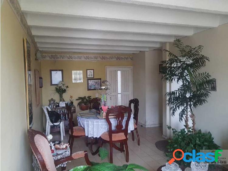 SE VENDE APARTAMENTO COLSEGUROS