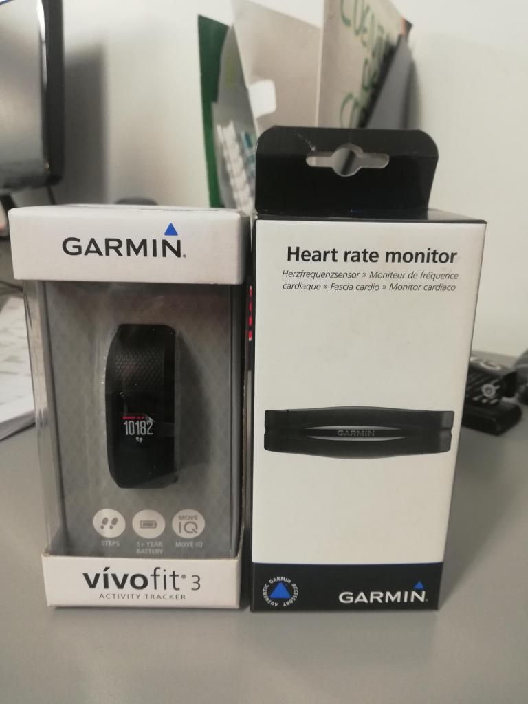 reloj y monitor cardíaco marca GARMIN