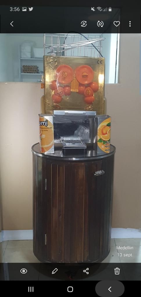 Vendo Exprimidora de Naranjas Automática