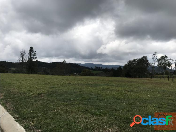 Venta de lote en el alto de las Palmas