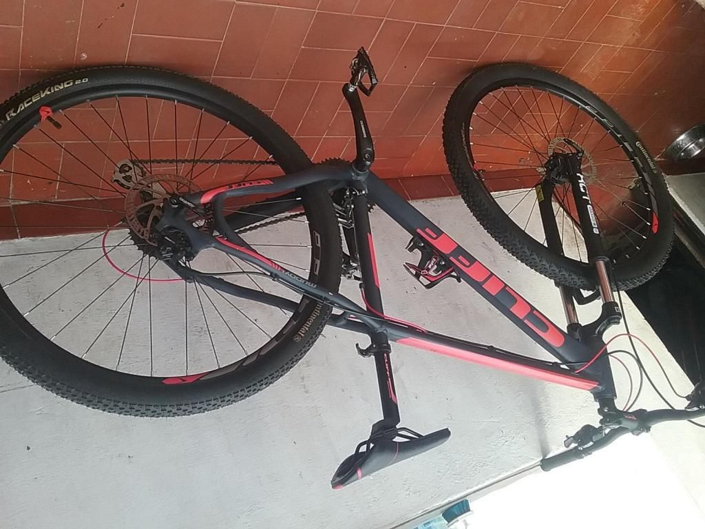 Bicicleta todoterreno CLIF