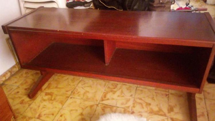 MUEBLE EN MADERA