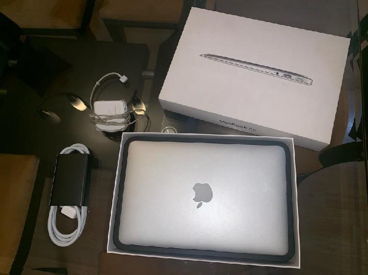 Mac Book Air 11 Pulgadas