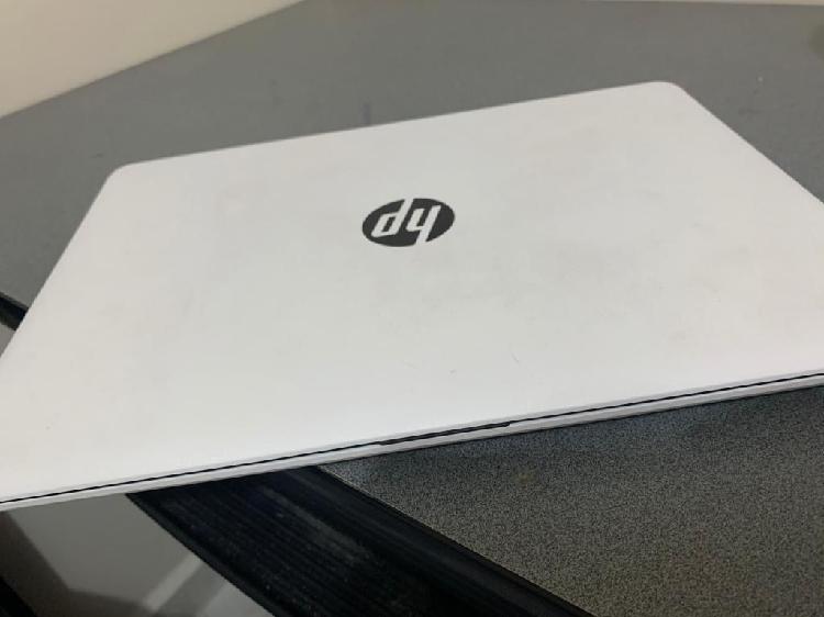 Porttil hp comprado en febrero del 2019