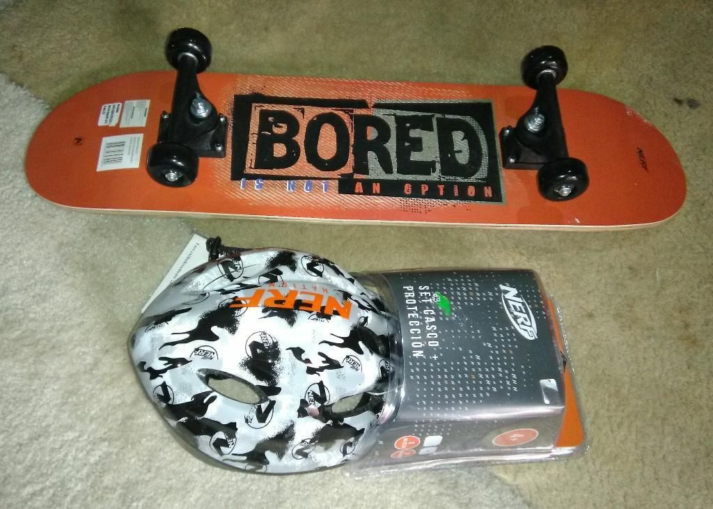 Set Completo Tabla Skate Marca Nerf