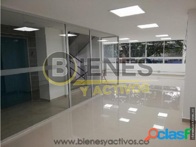 Arriendo de Oficina en Suramericana - Medellín