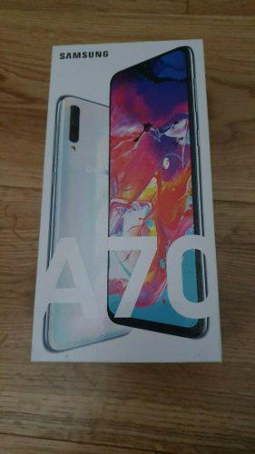 Samsung A70