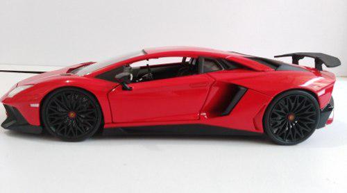 Lamborghini Aventador Sv Rojo, Escala 1:24, 21cms De Largo