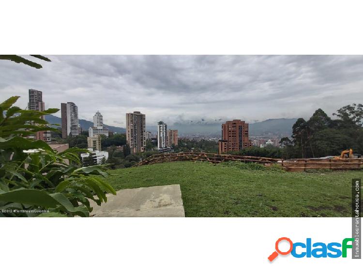 Apartamento en Medellin 20-508SG