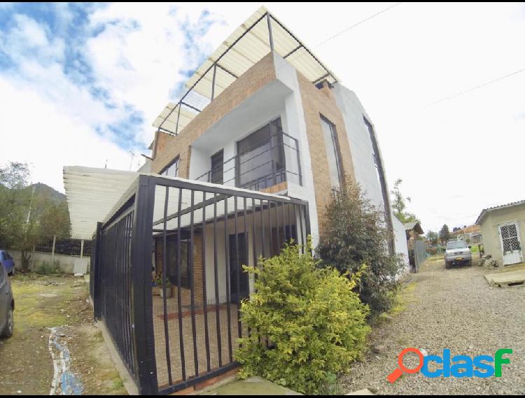 Casa en Venta Chia CodLR:20-316