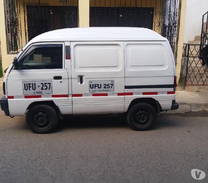 Vendo o permuto Chevrolet Vans de carga, blanca modelo 2005