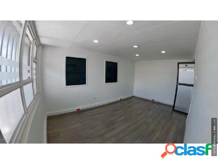 Comercial en Arriendo La Castellana RAH CO:20-860