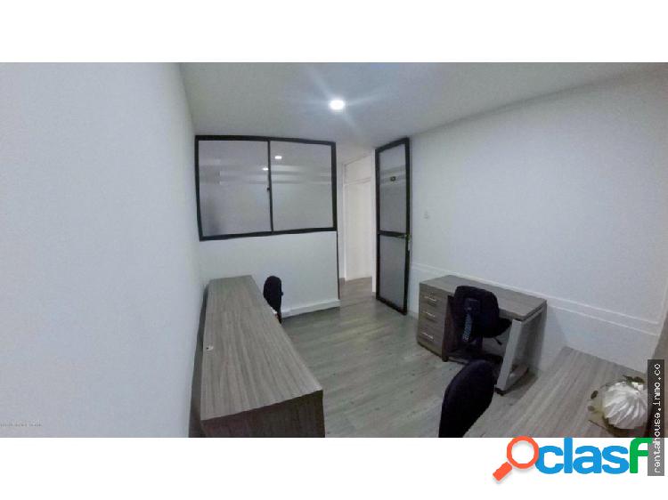 Comercial en Arriendo La Castellana RAH CO:20-863