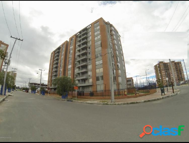 Arriendo Apartamento Gran Granada IC MLS 19-743