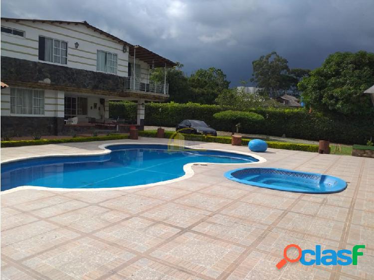 Casa Campestre en venta vía Barcelona Quindio