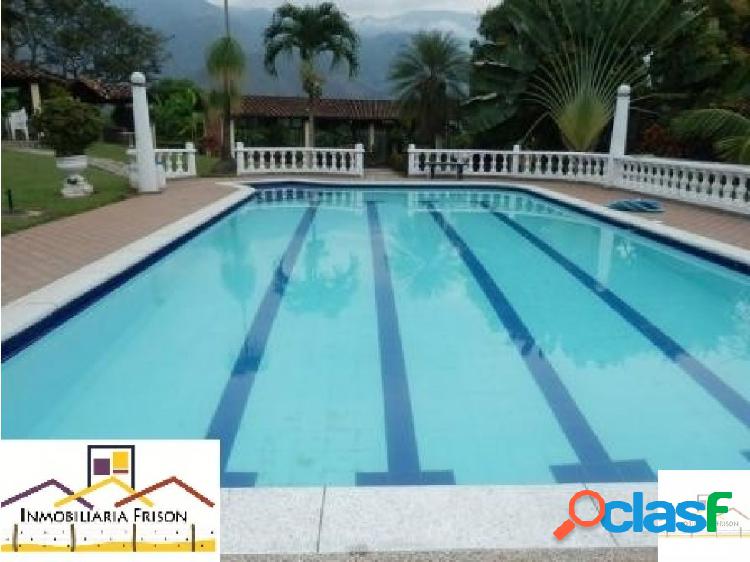 Hermosa Finca para Alquilar en San Jerónimo