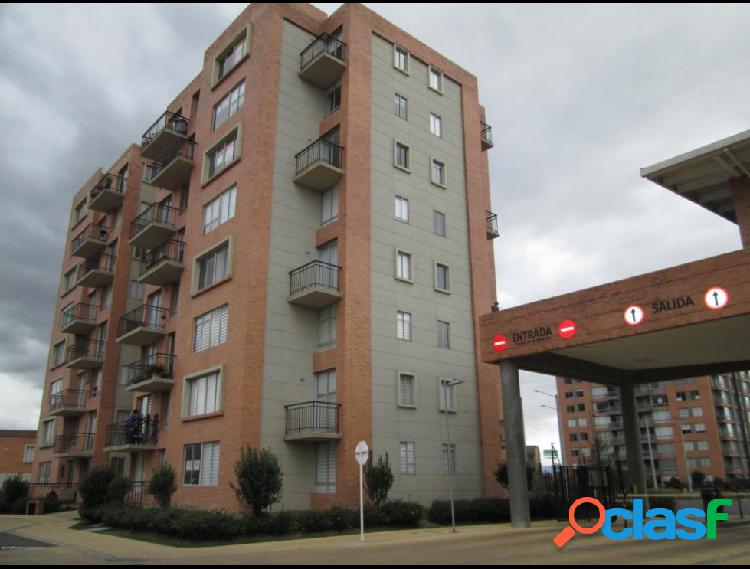 Vendo Apartamento Hacienda Alcala IC MLS 20-324