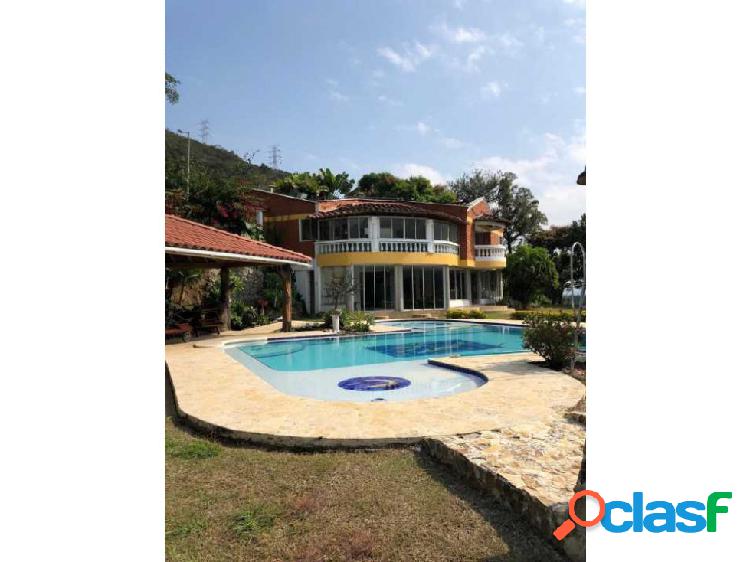 FINCA EN BARBOSA ANTIOQUIA 6400 MTS 1300 MILLONES