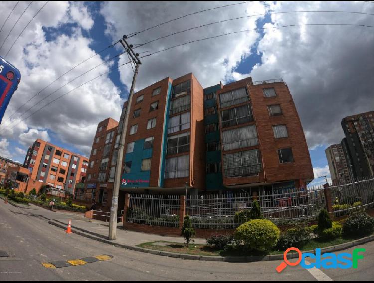 Apartamento en Venta Bogota RAH C.O 20-695