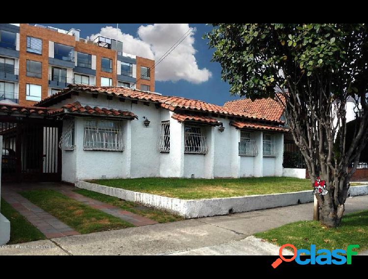 Casa en Arriendo Nueva Autopista RAH C.O 20-720