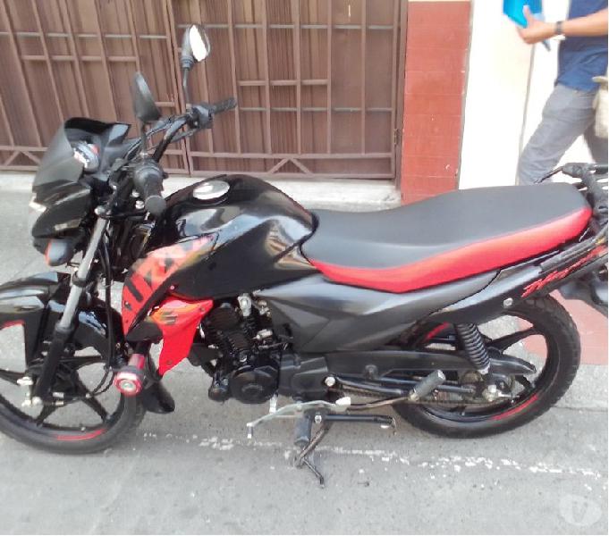 VENDO MOTO SUZUKI HAYATE EVOLUTION