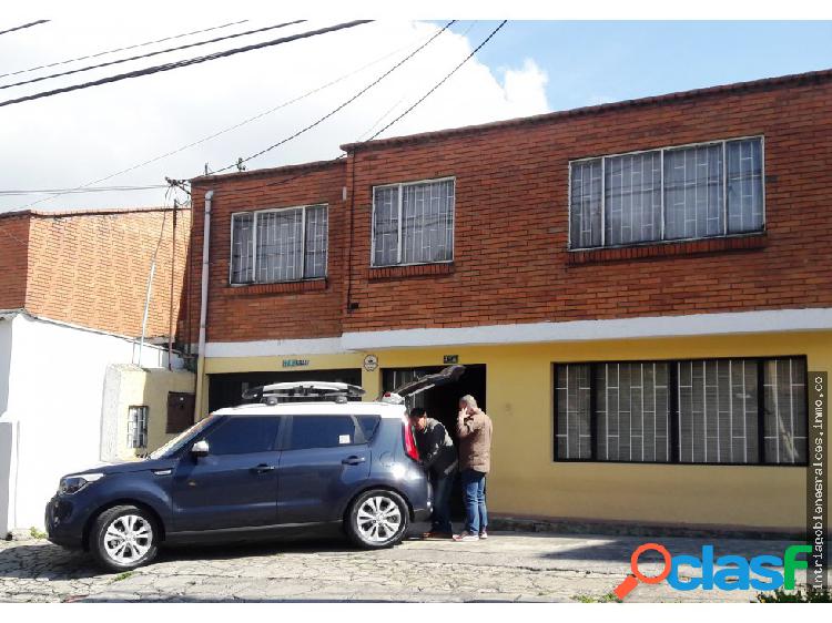 CASA LOTE EN VENTA LAS ORQUIDEAS -1-