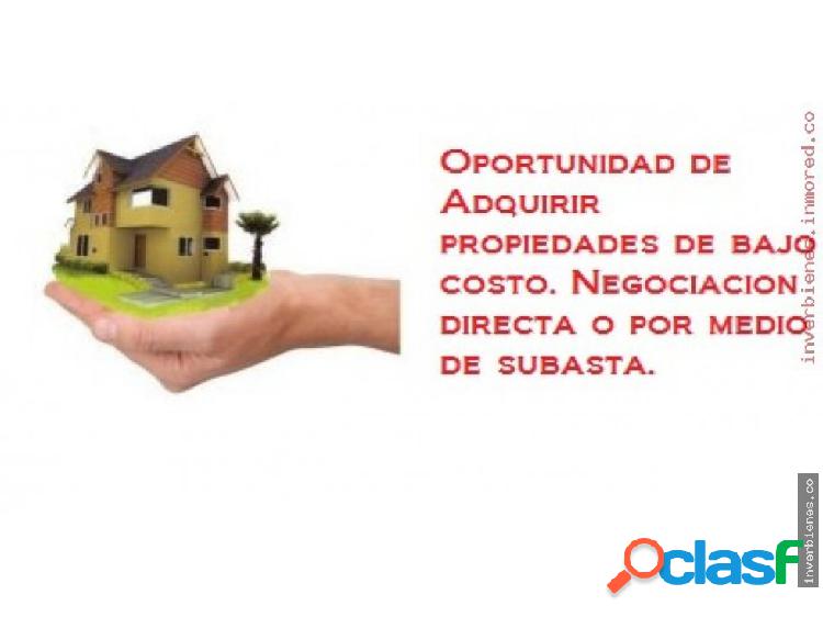 Casa - Barrio Orquideas-