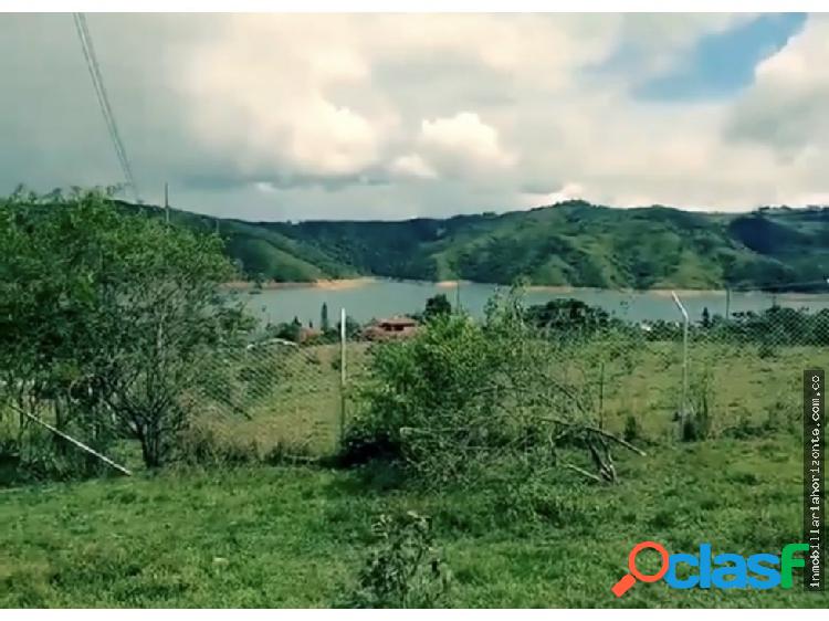 Lote en Lago Calima