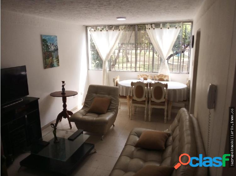 SE VENDE APARTAMENTO SUR CENTRO COLSEGUROS