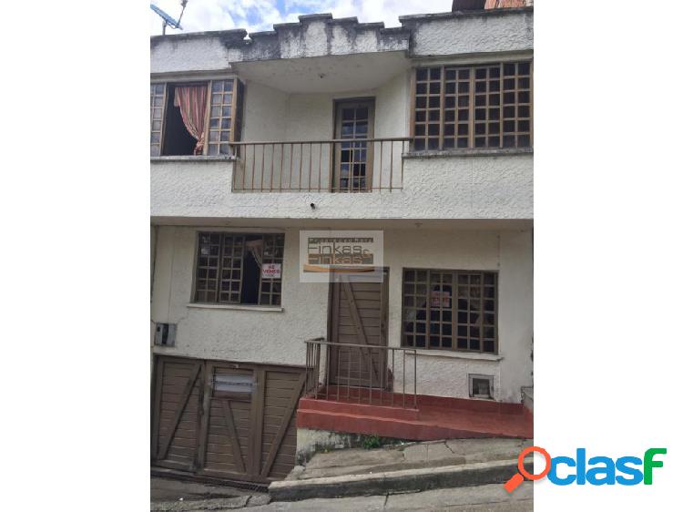 Se vende Casa en Urb Tres Esquinas Armenia