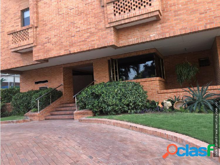 Se vende apartamento de 225 mt2 en El Golf