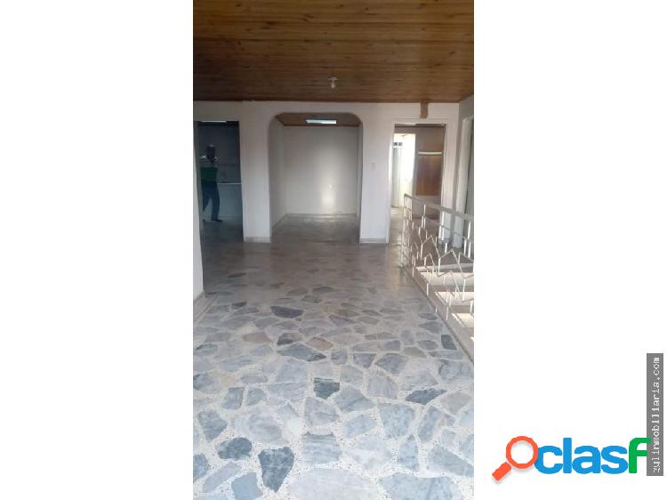 VENTA CASA BIFAMILIAR SUR B/ CHAMPAGNAT CALI (VT)