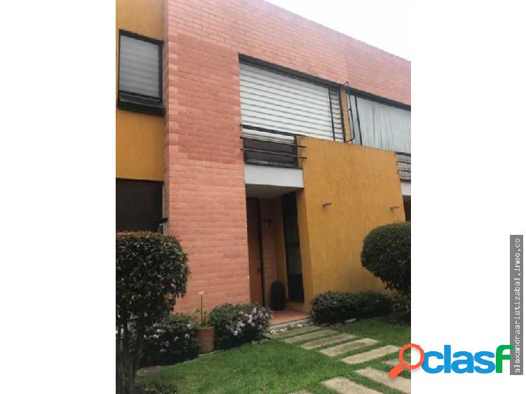 Vendo casa en conjunto cerrado