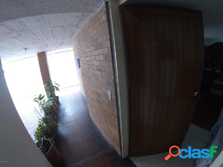 Apartamento en Venta Bogota C.O MLS 19-444