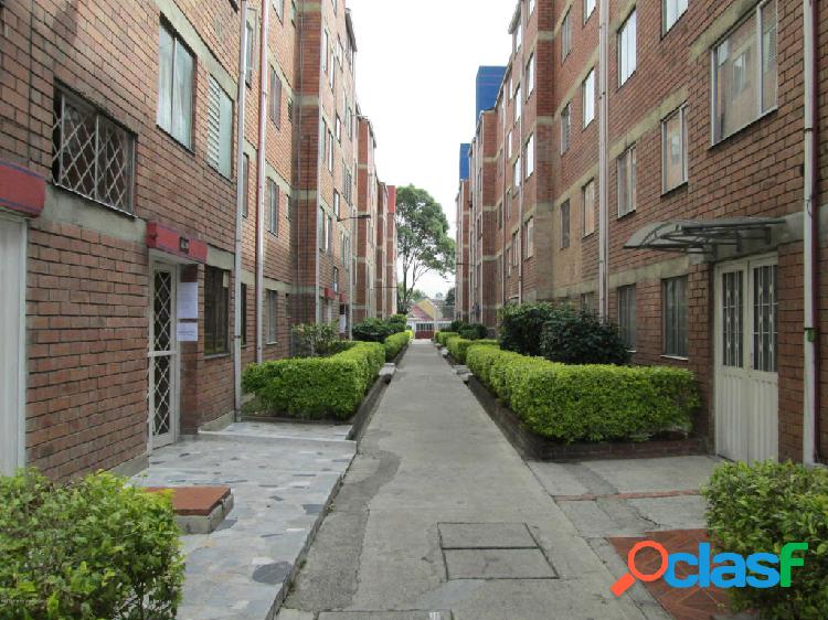 Apartamento en Venta Techo(Bogota) C.O MLS 20-450