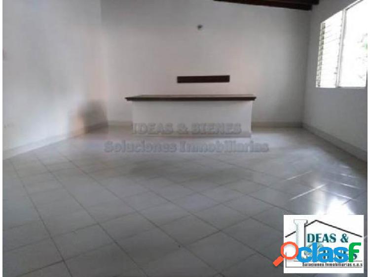 Casa Comercial Arriendo MedellÃ­n Sector Calazans