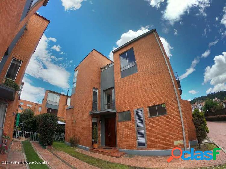 Casa en Venta Gratamira(Bogota) C.O MLS 20-879