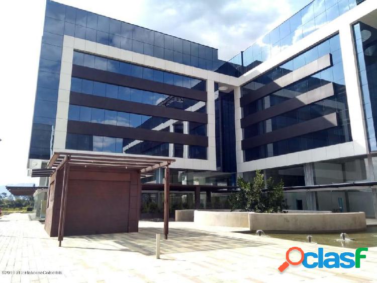 Comercial en Arriendo Calahorra MLS 20-179