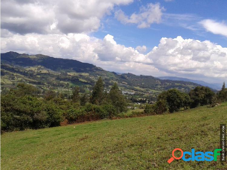 LIndo Lote con quebrada en Tabio Rio Frio