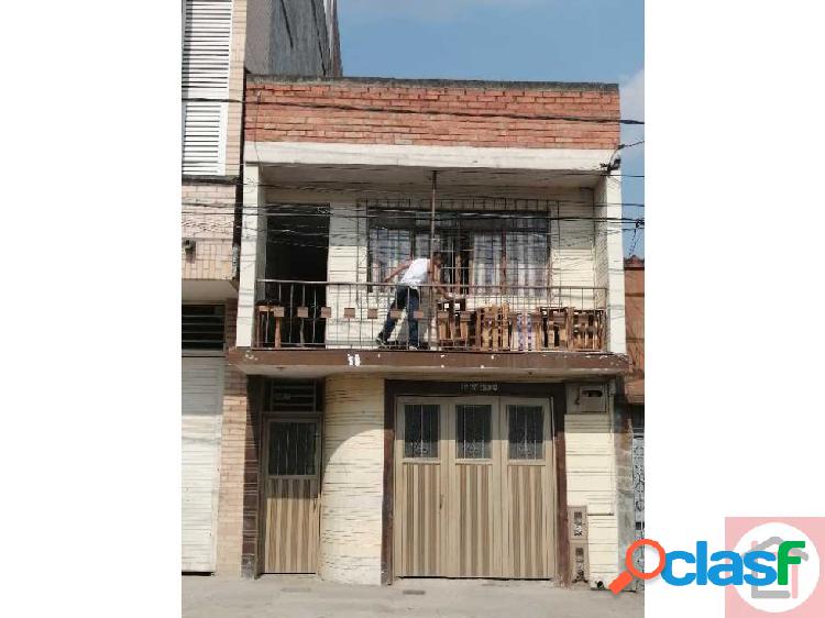 Se vende casa en floresta