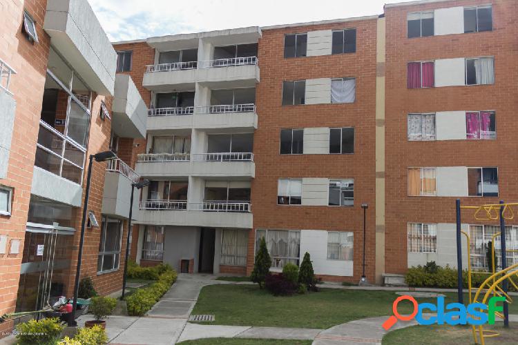 Vendo Apartamento Julio Caro MLS 20-25