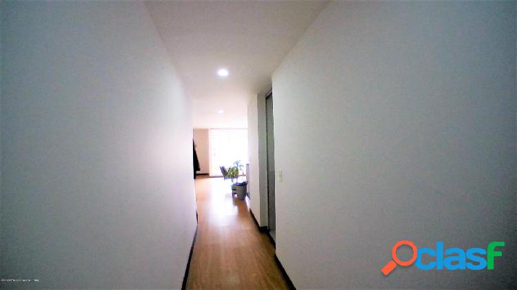 Vendo Apartamento Julio Caro MLS 20-38