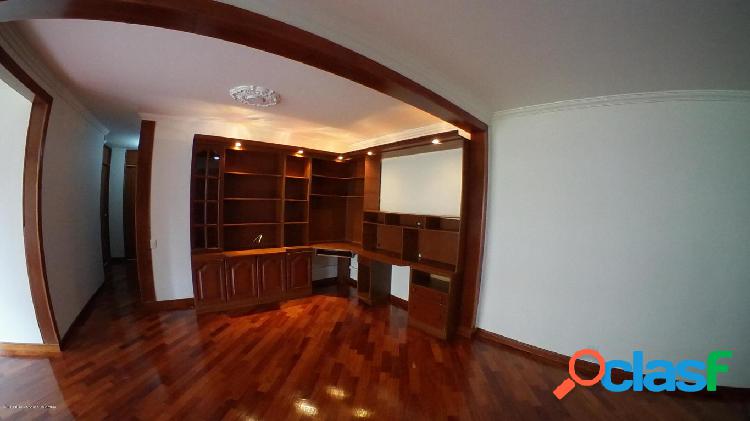 Vendo Apartamento MLS 19-766